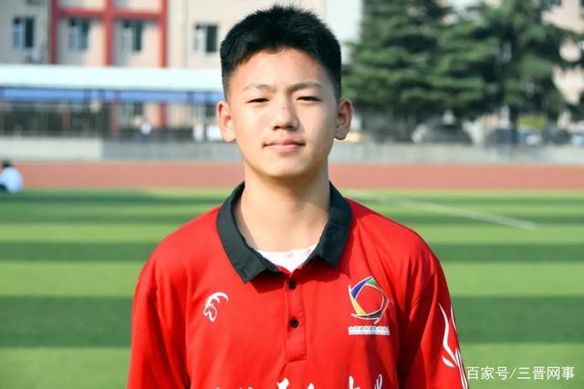 世青赛跳水：陈镶灵夺女子3米板银 聂钧斩获男台铜