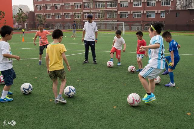 中国男篮热身阵容定稿：老将轮休，新人挑大梁