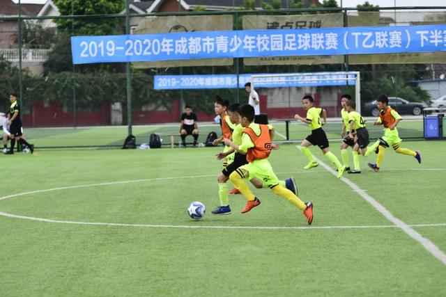 尤文出价1000万求购马丁内斯，维拉仍要全额转会费