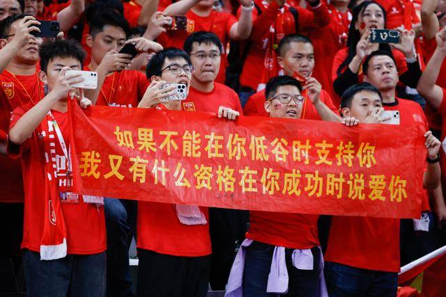 西甲：皇马客场失利 姆巴佩关键时刻错失点球